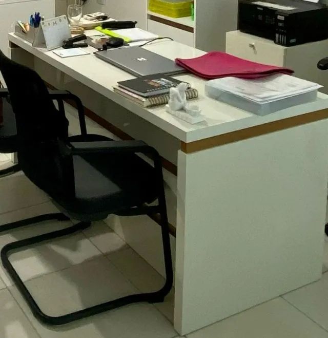 Mesa para escritório e cadeira de carro - Foto 2
