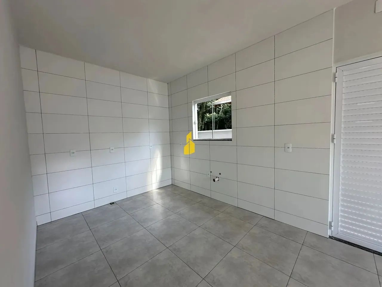 Casa á venda no Bairro Araponguinhas - Foto 3