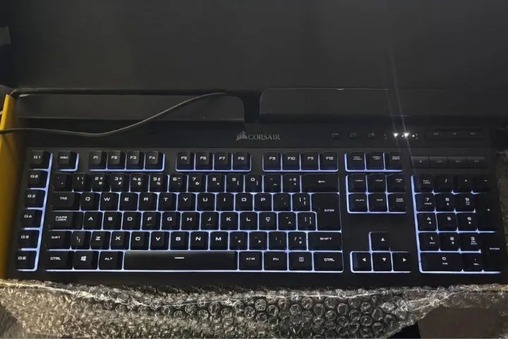 Teclado Corsair K55 - Foto 2