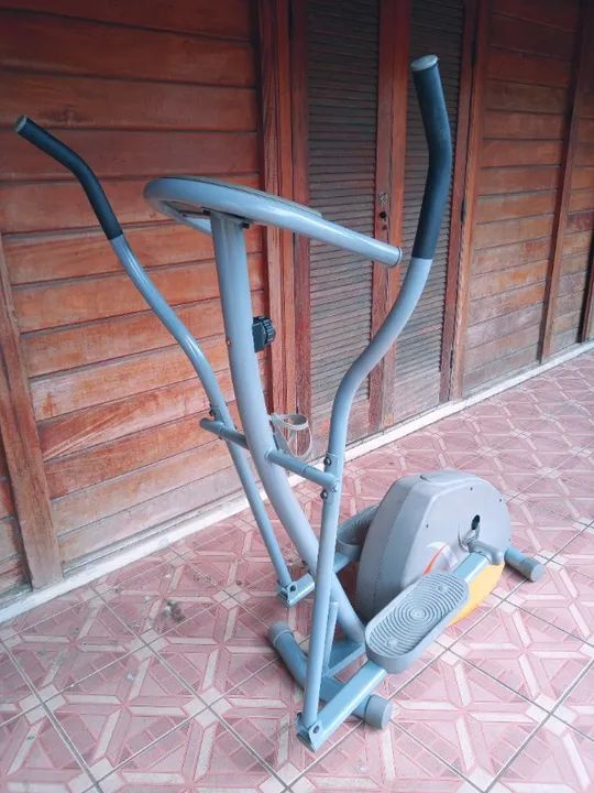 Aparelho Elíptico Athletic Simulador de caminhada step 500 a vista ou 12 x de 50 no cartão