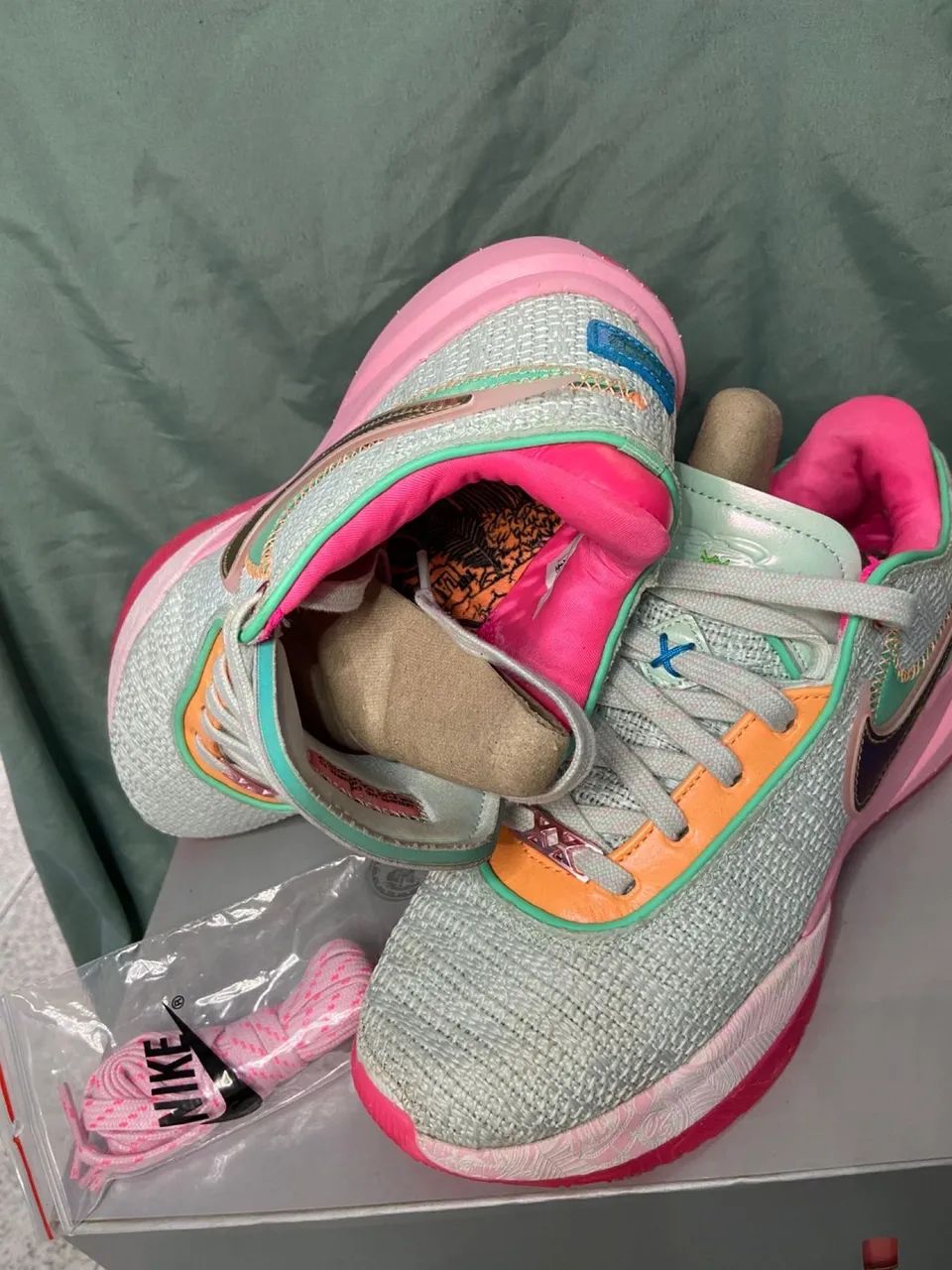 Tênis Lebron XX - Foto 4