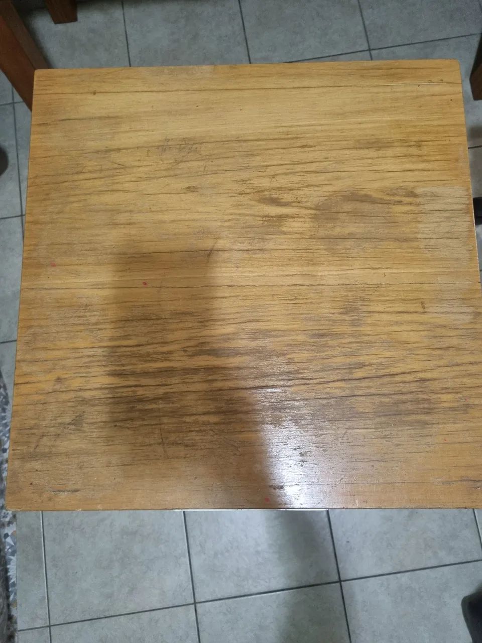 Mesa de cabeceira64168516328834122