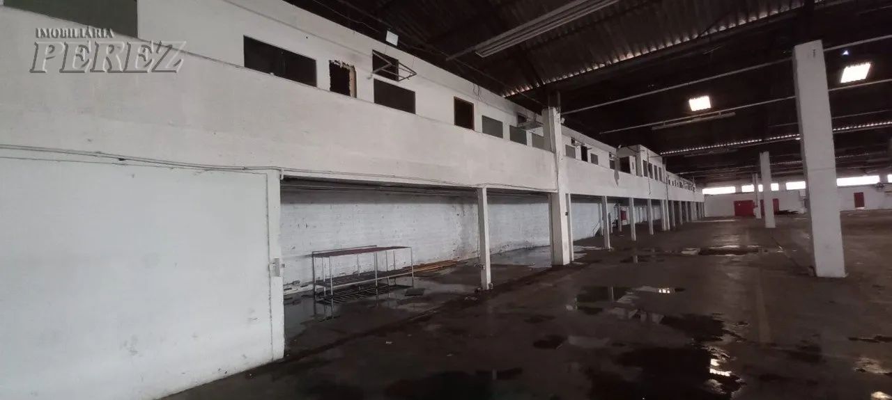 A Imobiliária Perez oferece a você mais uma ótima oportunidade de barracão para locação em - Foto 4