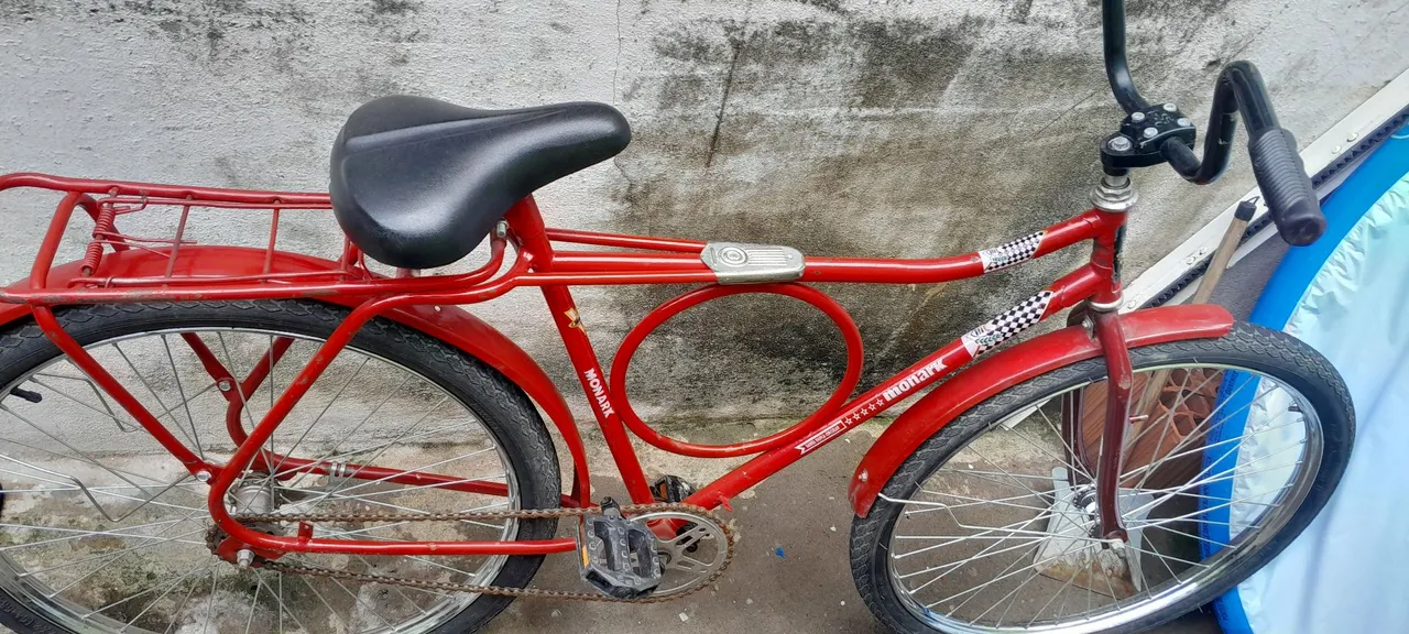 Bicicleta Monark antiga anos 80