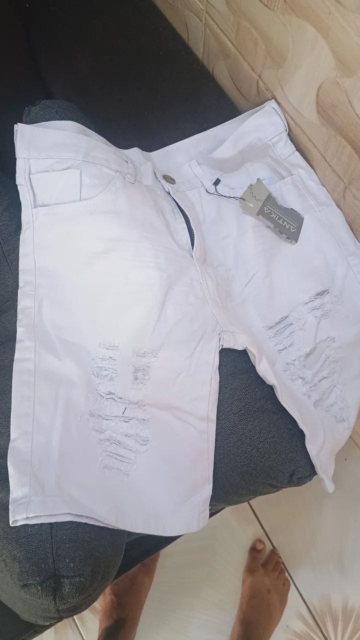 Shorts bermuda branca