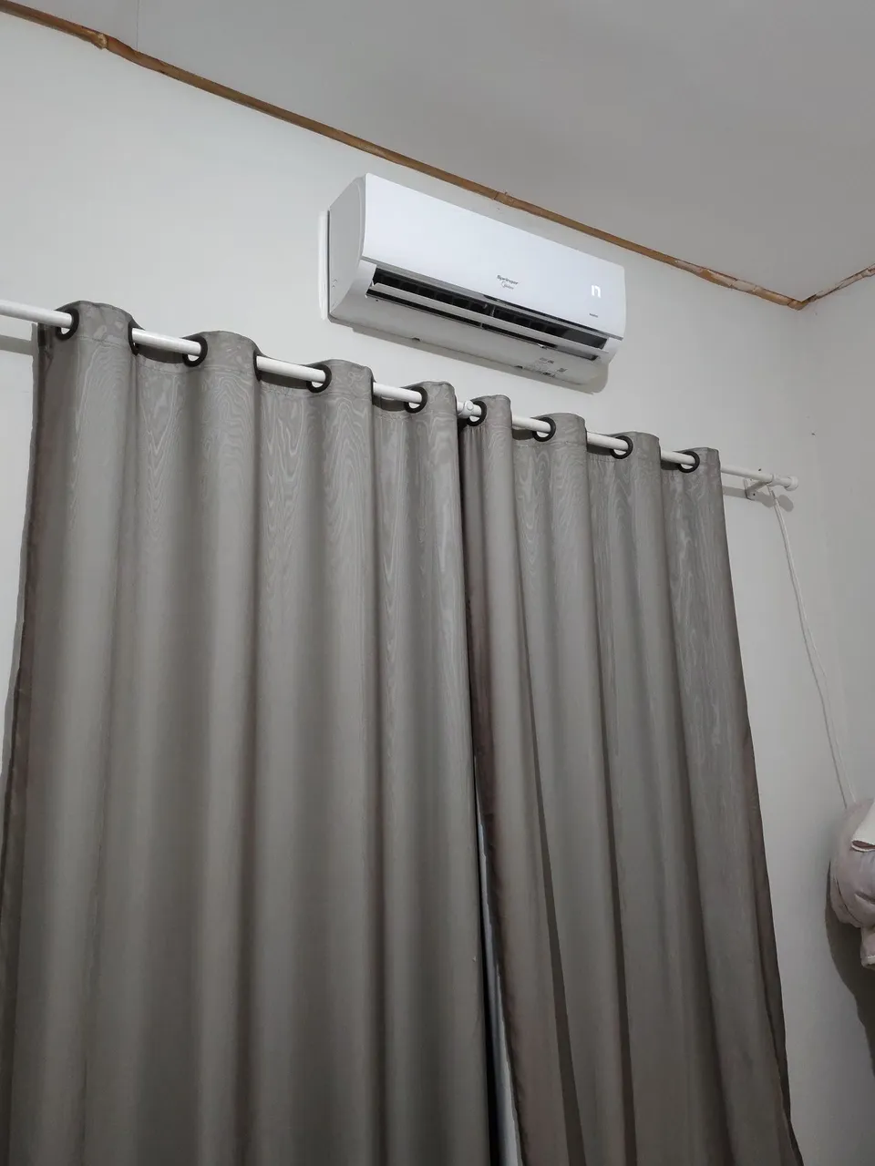 Quarto para alugar com ar condicionado