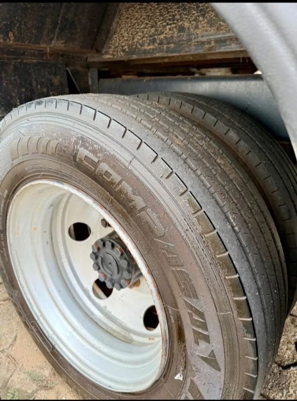 Microonibus Volare V6 24 lugares  - Foto 7