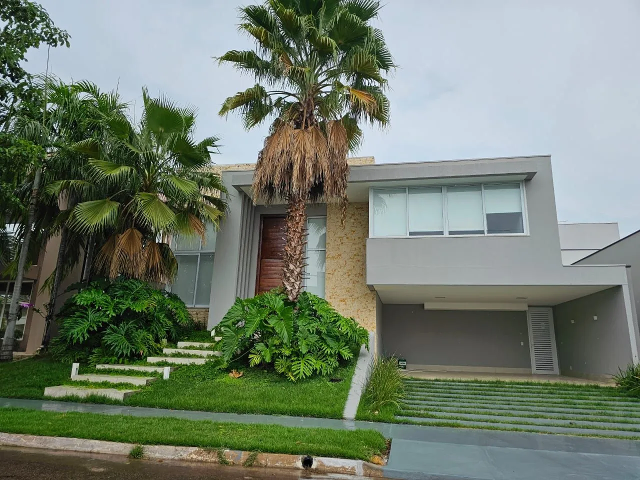 Casa terrea condominio florais dos lagos locação