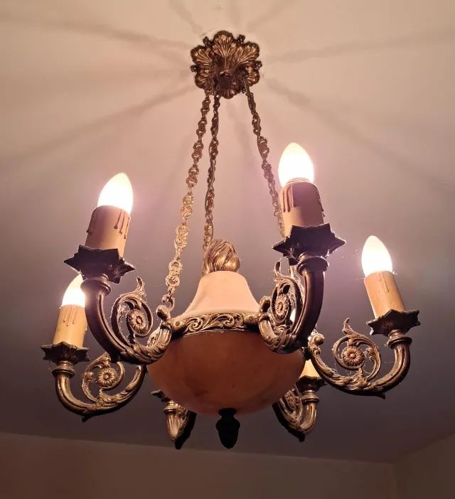Lustre provençal da década de 40 em cobre e alabastro