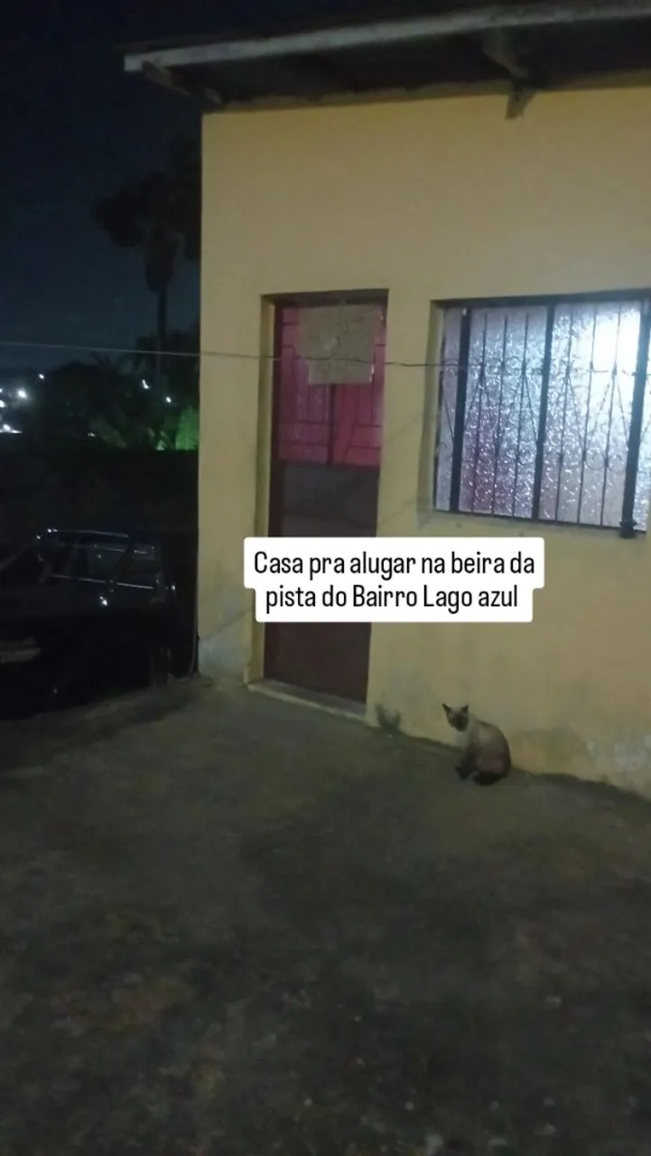Aluga-se casa