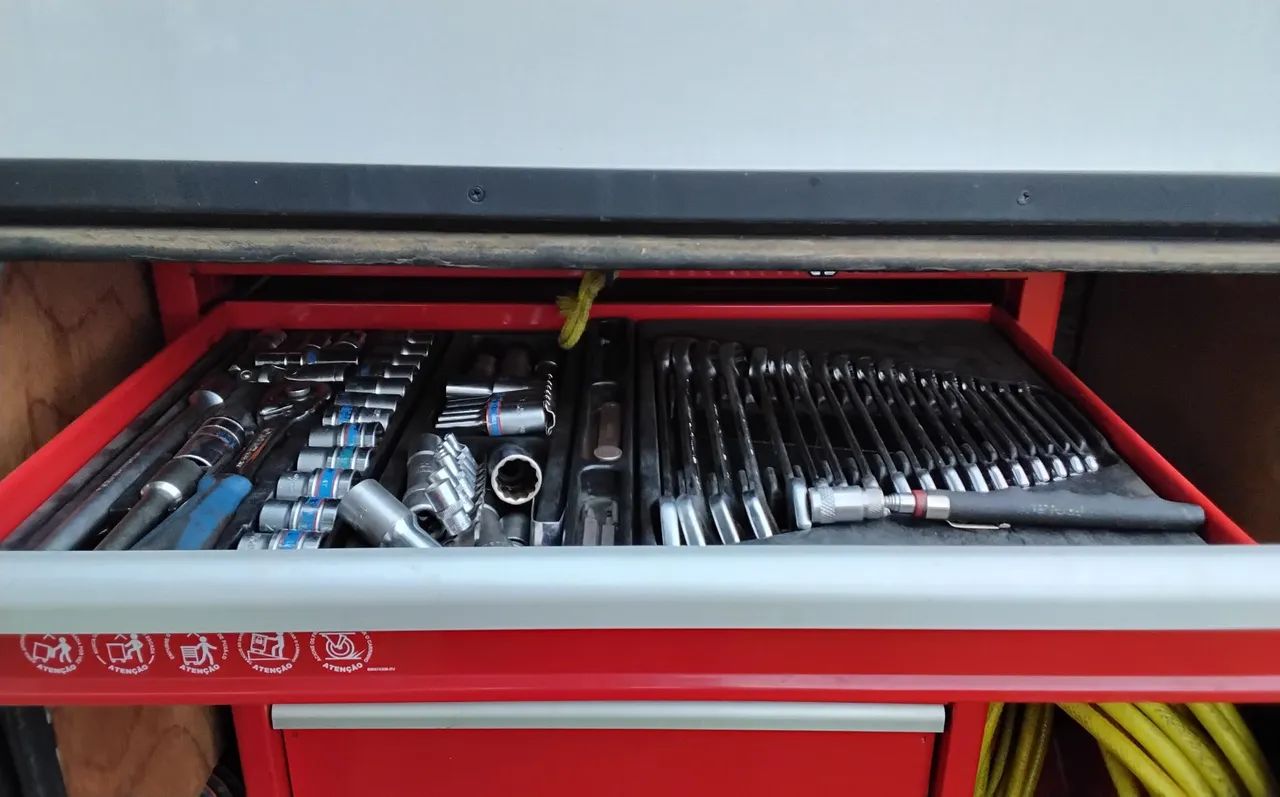 Bancada de ferramentas completíssima importada da marca king tony