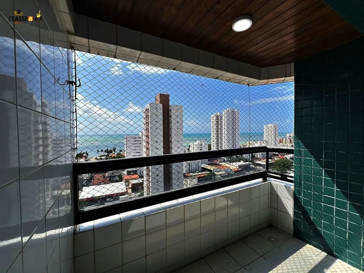 Apartamento com Vista Mar Nascente Andar Alto 3 Quartos 2 Vagas em Candeias