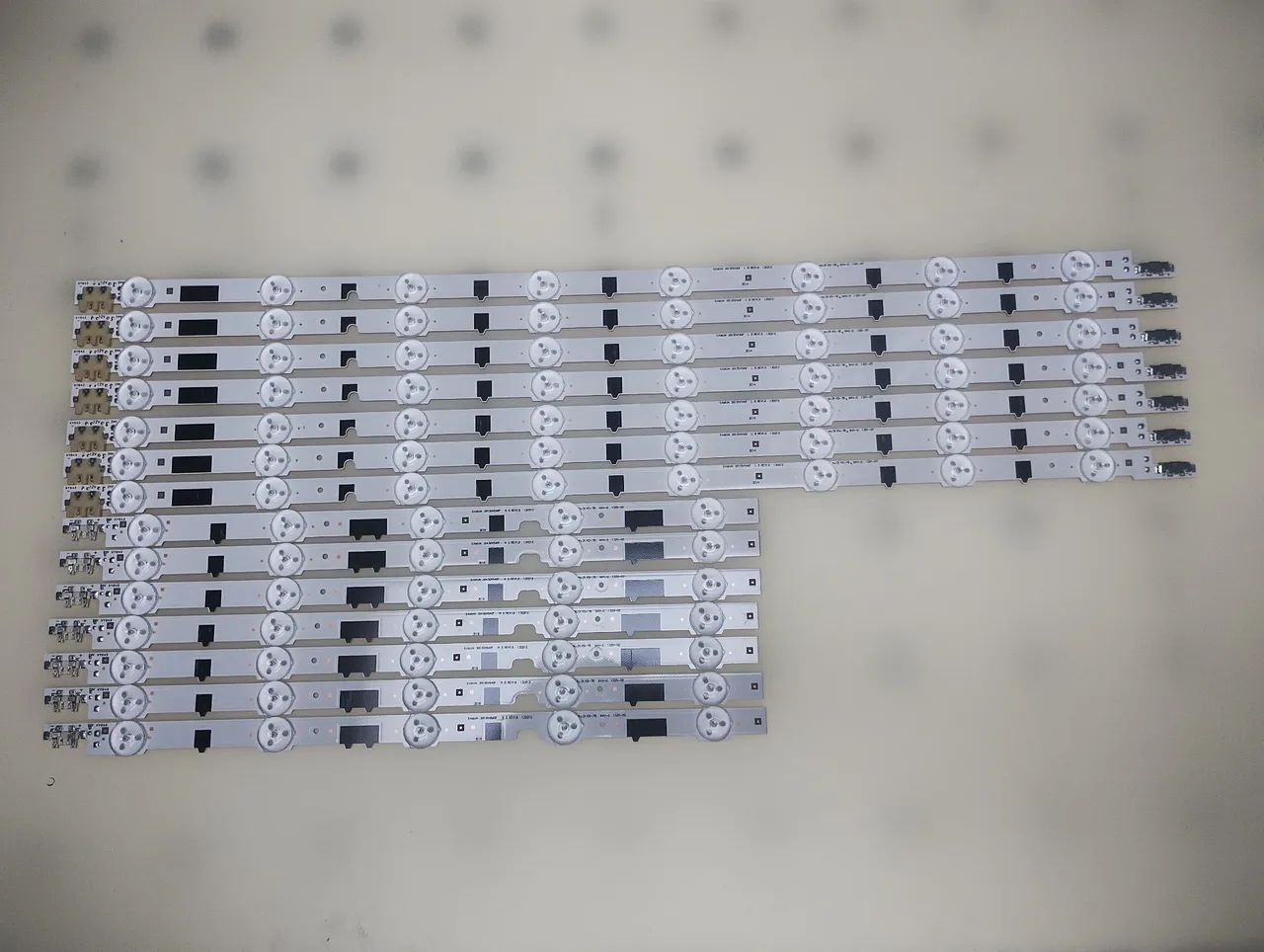 kit barra de LED para TV Samsung un40f5500ag - Foto 4