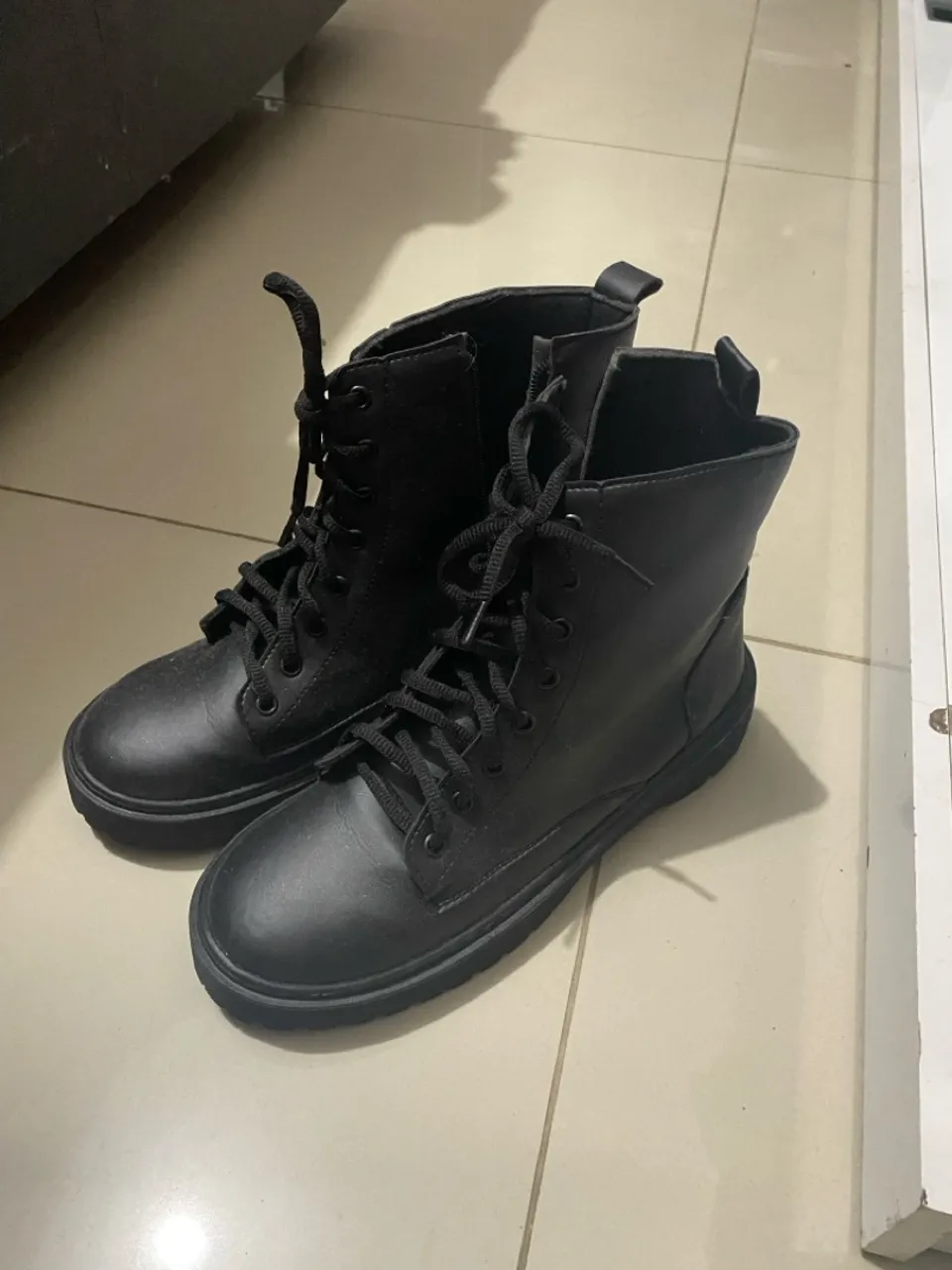 Botas Coturno NOVA (sem salto)