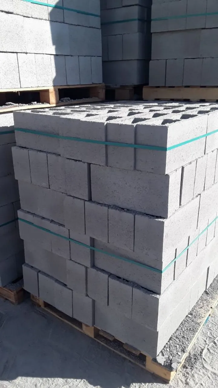 Blocos de Concreto para Construção -62 9 *