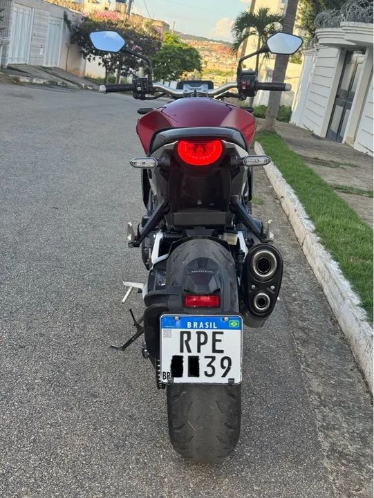 Honda cb 1000R ano 2022 somente 4.800 km! - Foto 2
