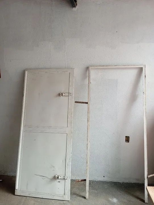 Porta de aço branca - 2 folhas