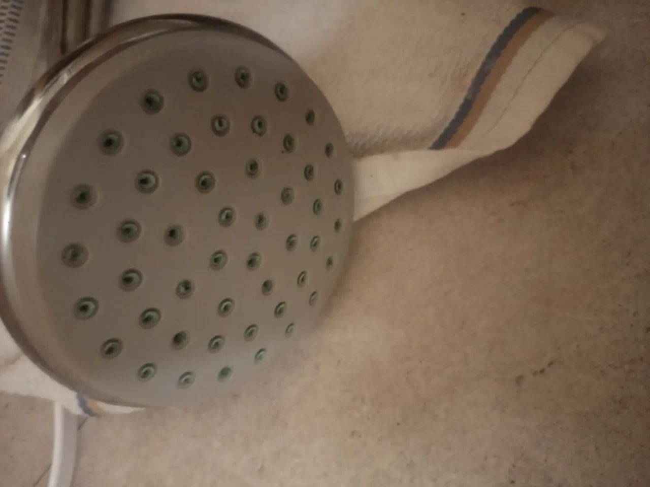 Ducha por R$75,00 Barbada  - Foto 2