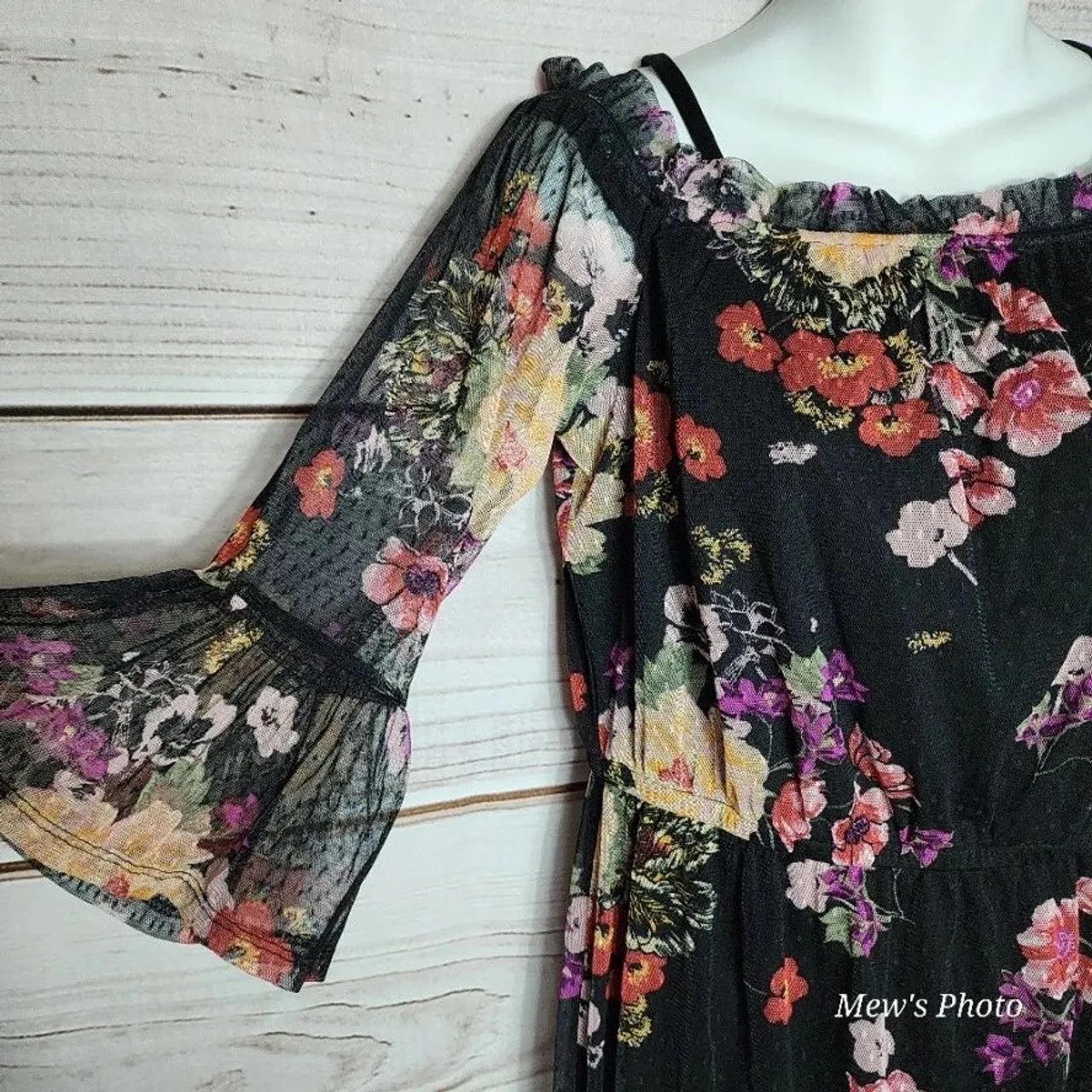 Vestido Kate & Mallory® Mesh Off-the-Shoulder Floral 1X - Foto 5