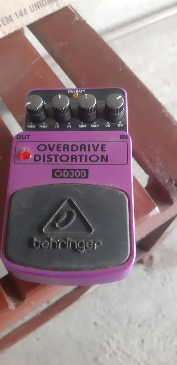 Pedal Overdrive/Distortion Behringer OD300