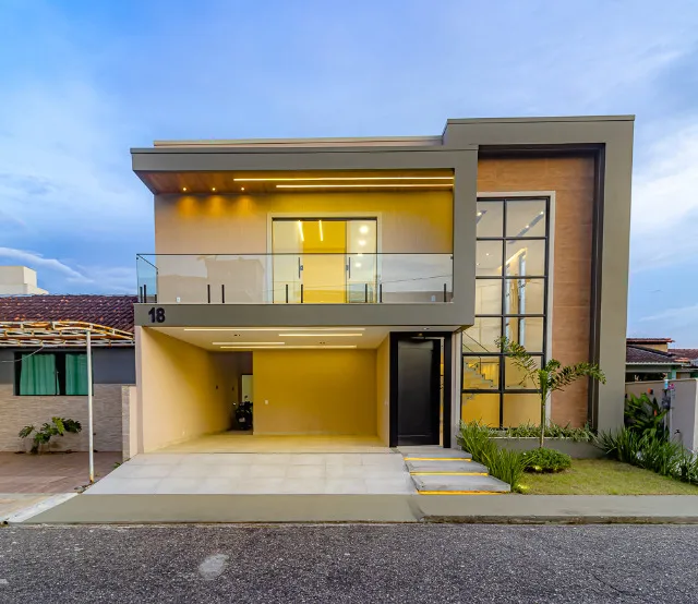 Casa de Alto Padrão com 4 quartos, Área Gourmet e Piscina
