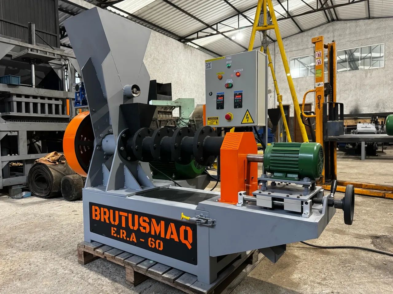 Extrusora de ração flutuante para peixe  e cães e gatos - Foto 5