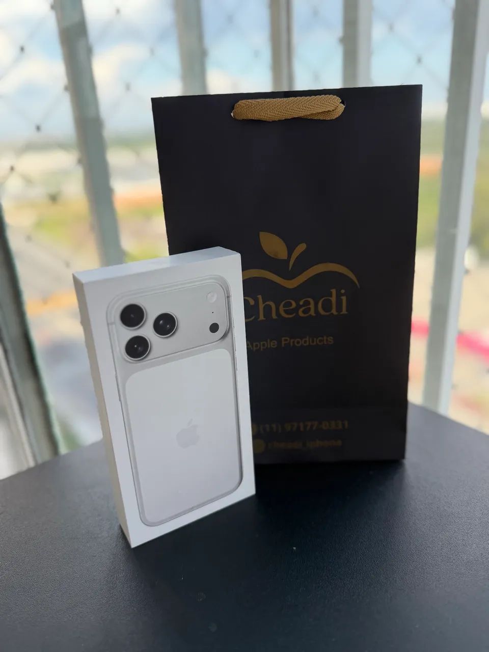 スマートフォン本体 iPhone 17 Pro Max Silver 256GB iPhone 17 Pro Max 256GB シルバーを購入 - Apple（日本）