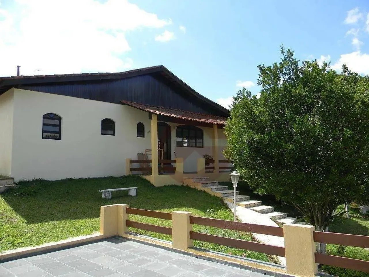 Casa com 3 Suítes à venda, 268 m² por R$ 890.000 - Jardim Belizário - Cotia/SP