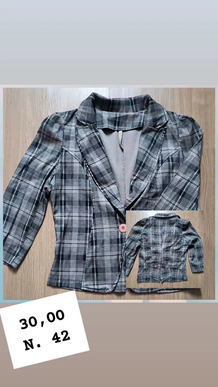 Blazer xadrez cinza e preto tamanho 42