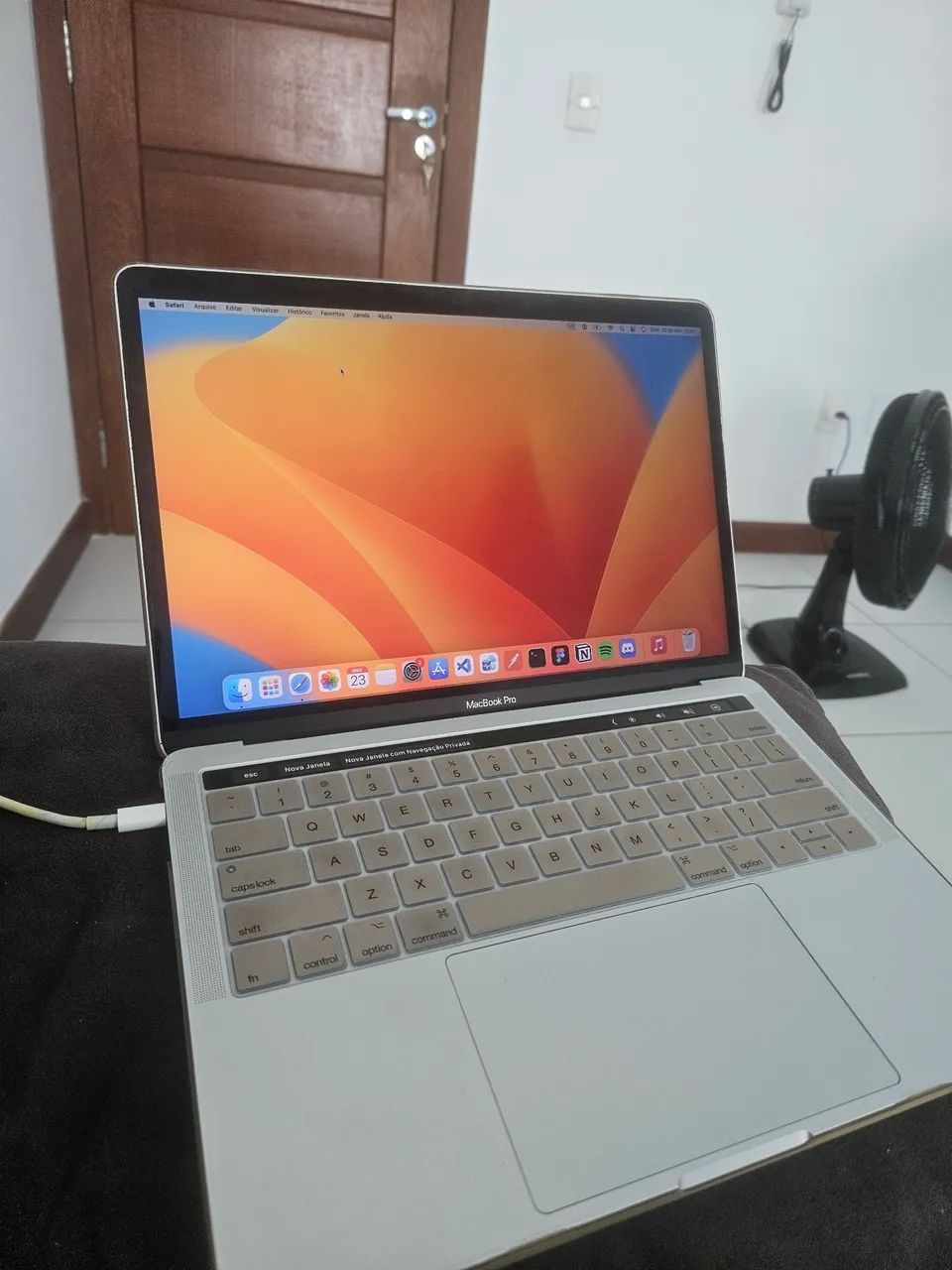 MacBook Pro 2017 - TouchBar - I5 8gb - Foto 2