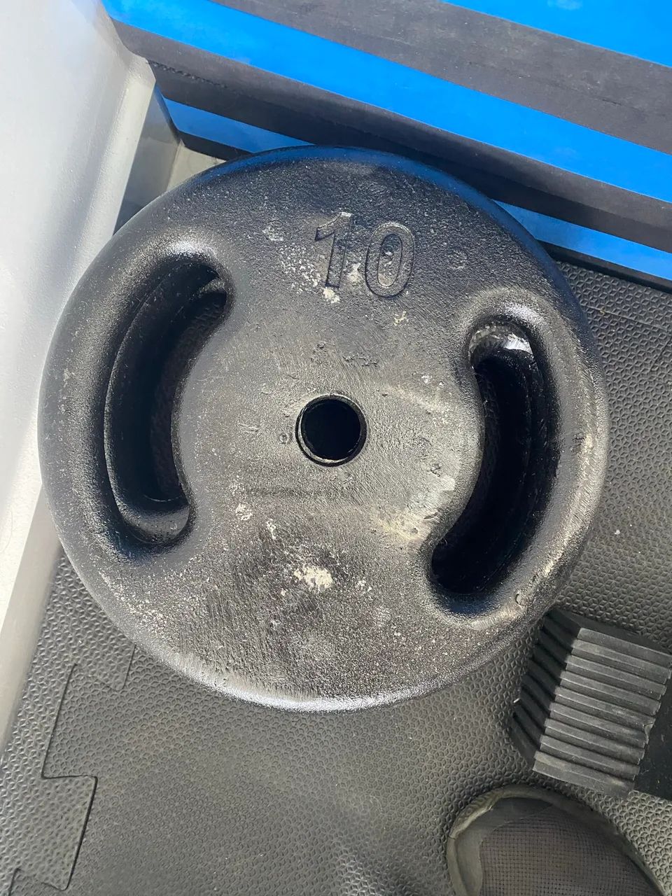 40 kg anilha academia  - Foto 3