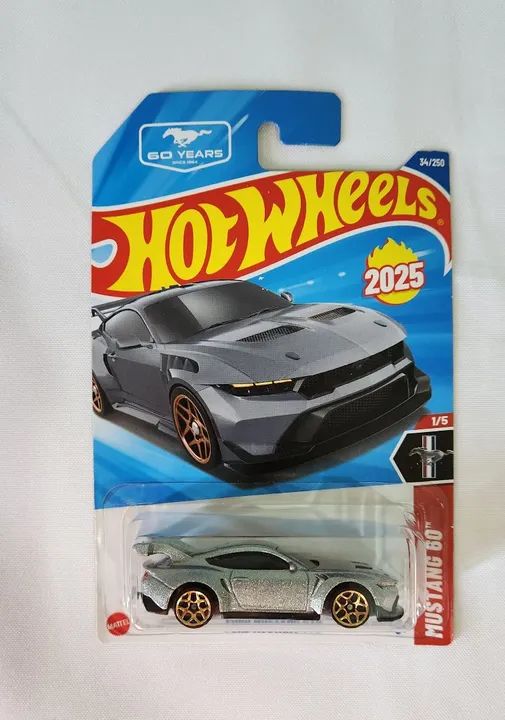 Miniatura Hot Wheels Ford Mustang GTD 2025