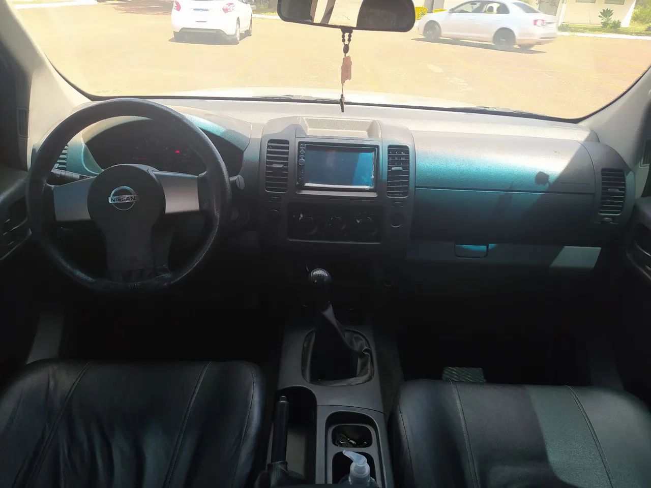 Nissan Frontier XE 2.5 4x4 2012 - Foto 5