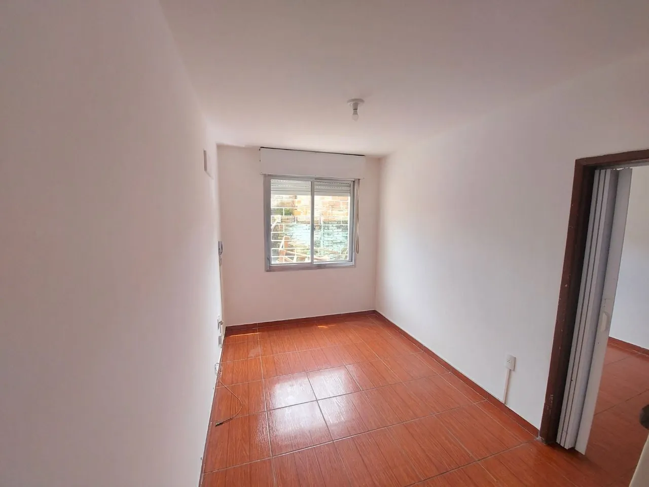 Apartamento com 1 dormitório para alugar, 35 m² por R$ 862,00/mês - Cristal - Po