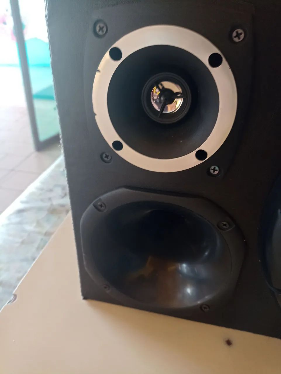 Módulo Detoner 500watts na caixa traseira  - Foto 2