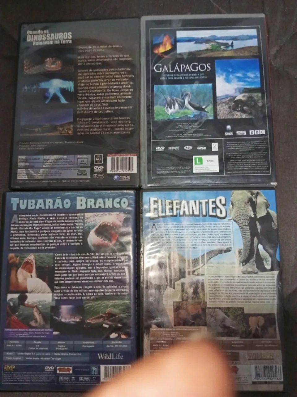 4 DVDs Quando os Dinossauros Reinavam na Terra. - Galápagos. - Elefantes. - Tubarão Branco - Foto 2