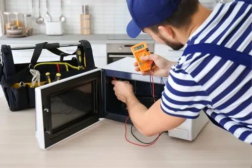 CONSERTO E MANUTENÇÃO DE MICROONDAS - BUSCAMOS - Foto 3