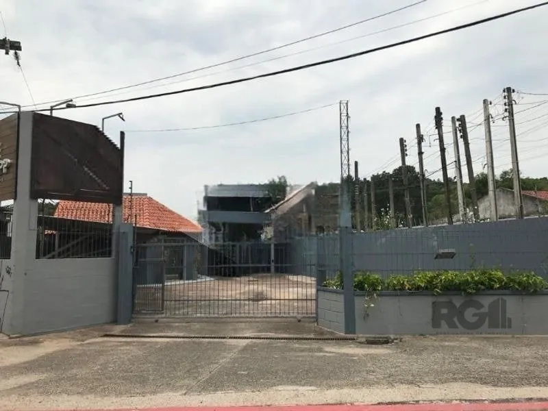 Galpão/Depósito/Armazém para Aluguel no Bairro Agronomia com 1200 m² de Área Útil