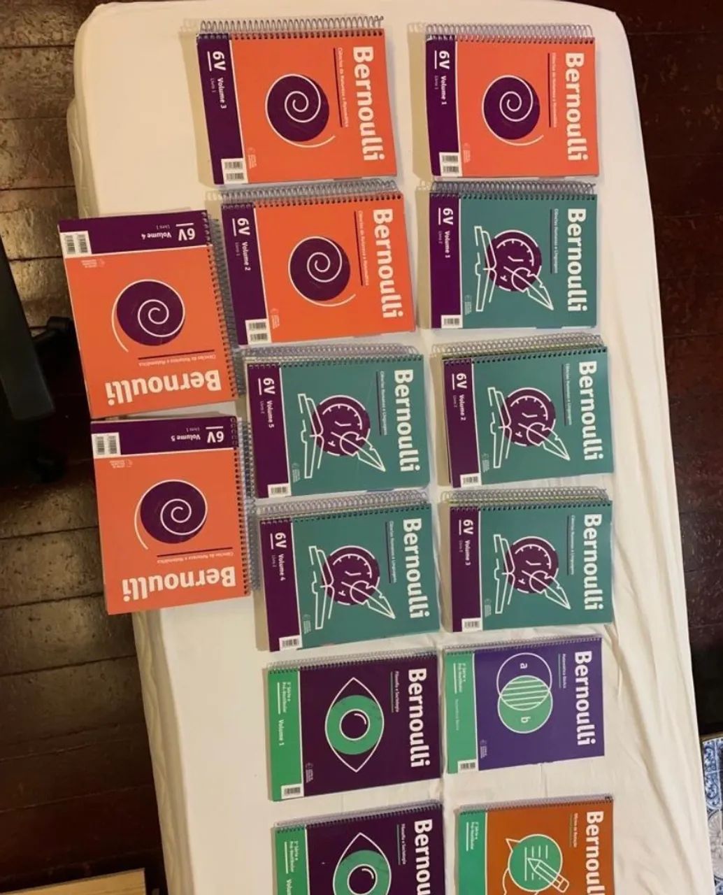 Livros Bernoulli Pré vestibular 
