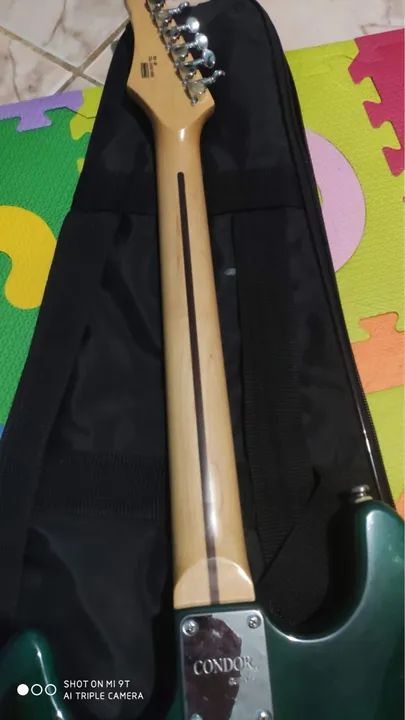 Guitarra Condor RX-30