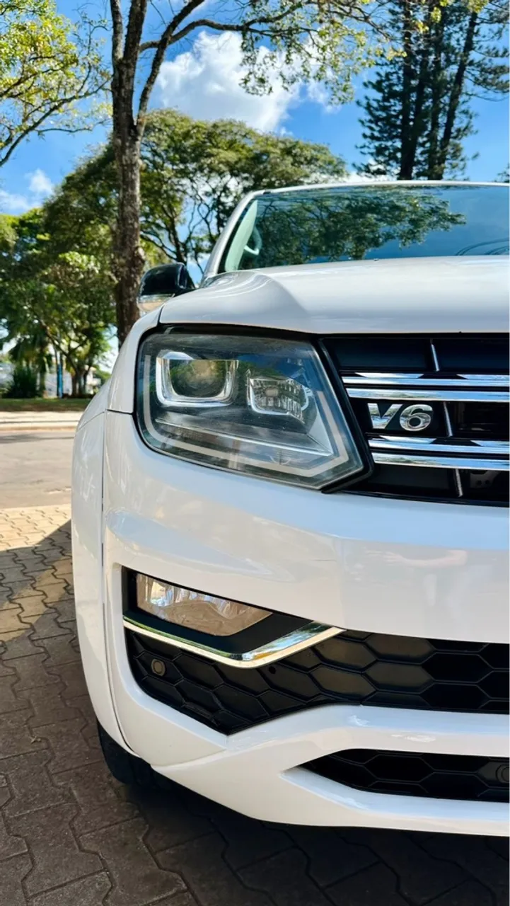Volkswagen Amarok 3.0 v6 highlane 4x4