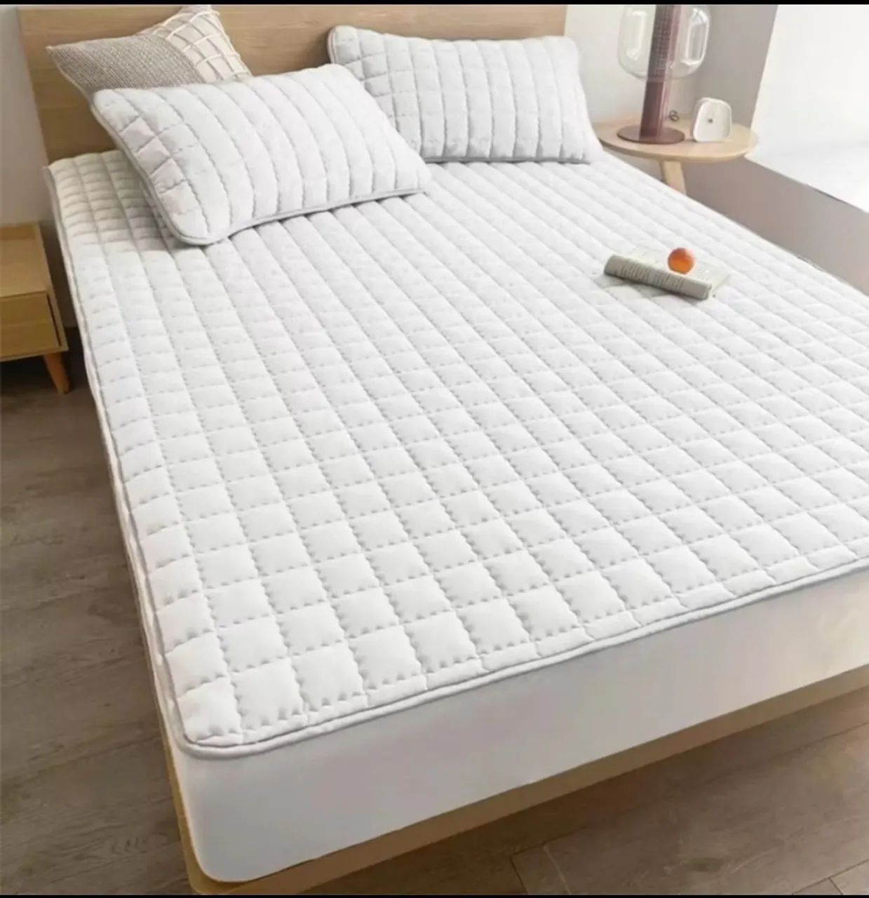 Capa em tecido matelasse impermeável para colchões com elástico  - Foto 4