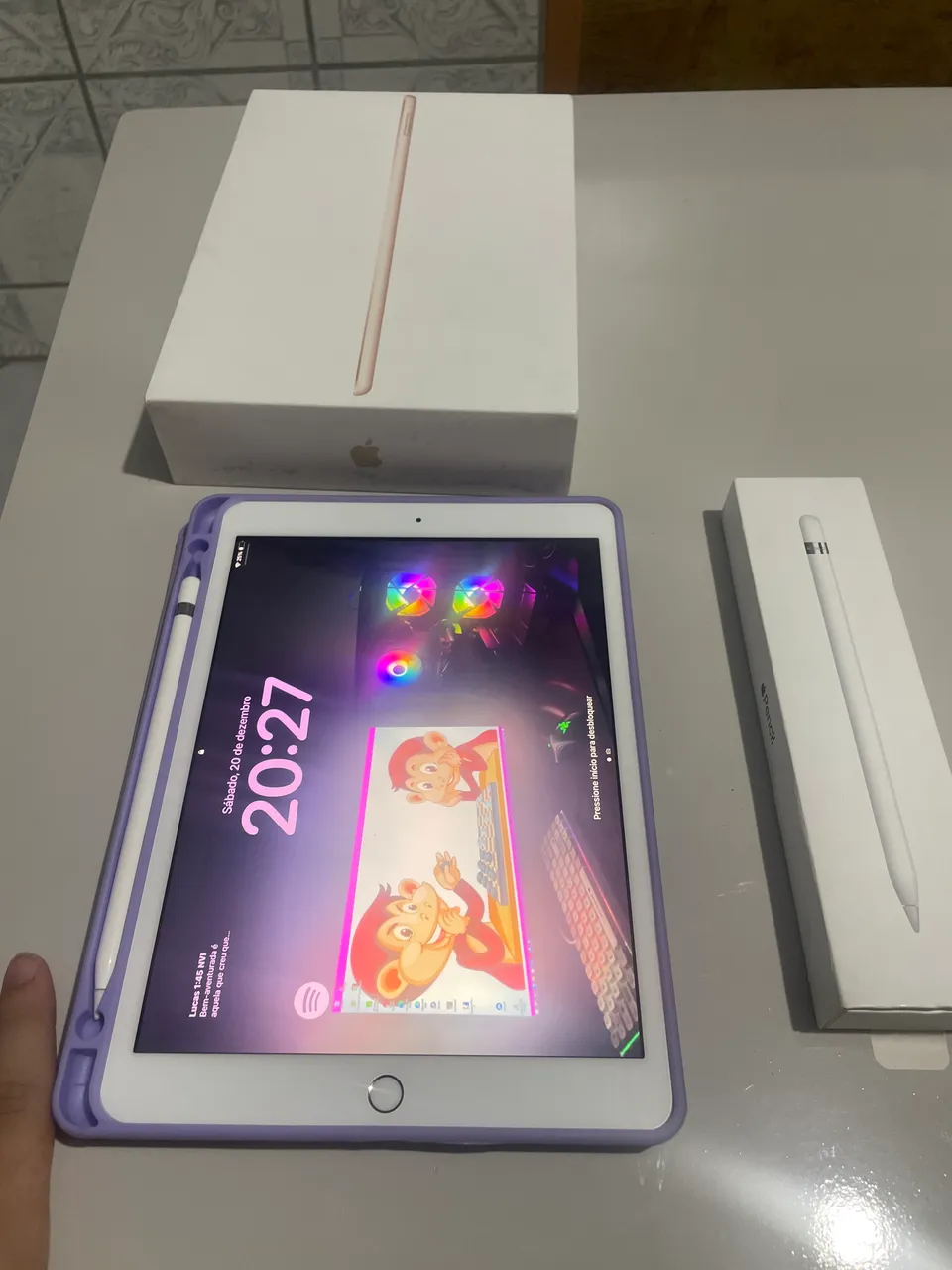 にゃんApple iPad 8世代 ゴールド + Apple Pencil ipad 8 apple pencil