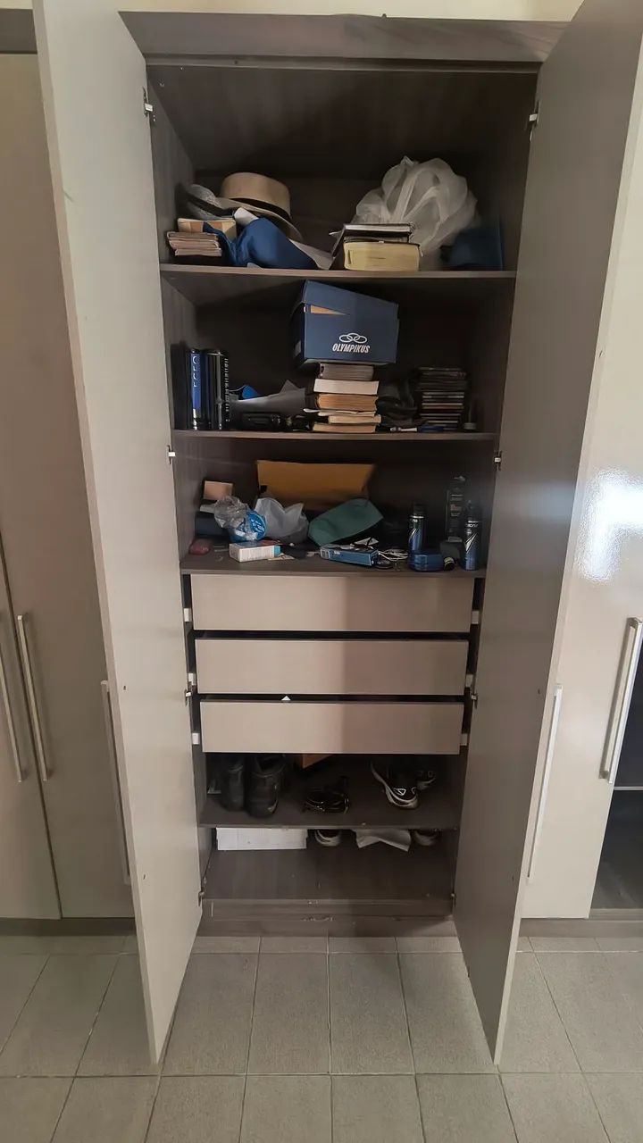 Guarda roupa 6 portas  - Foto 5