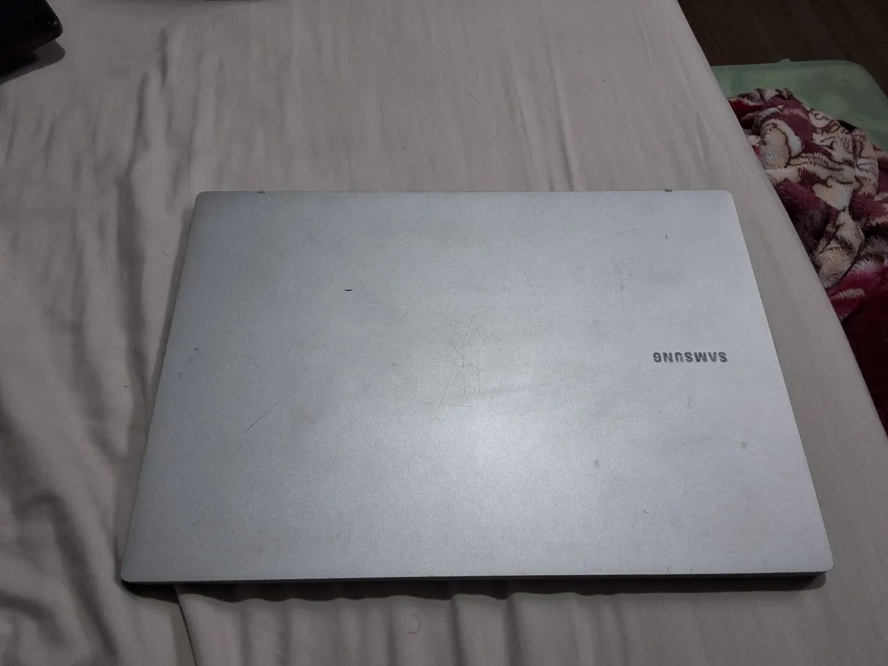 Samsung Galaxy Book Go ? Pouco usado