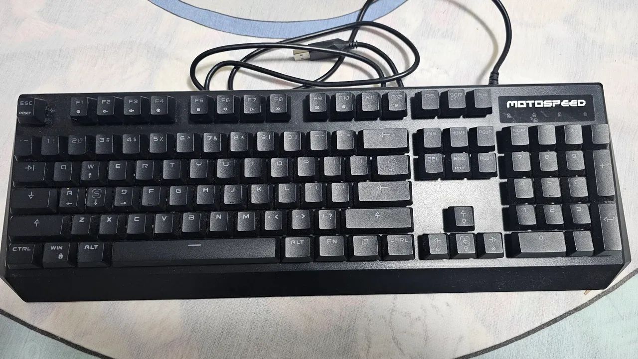 Teclado gamer Motorspeed 