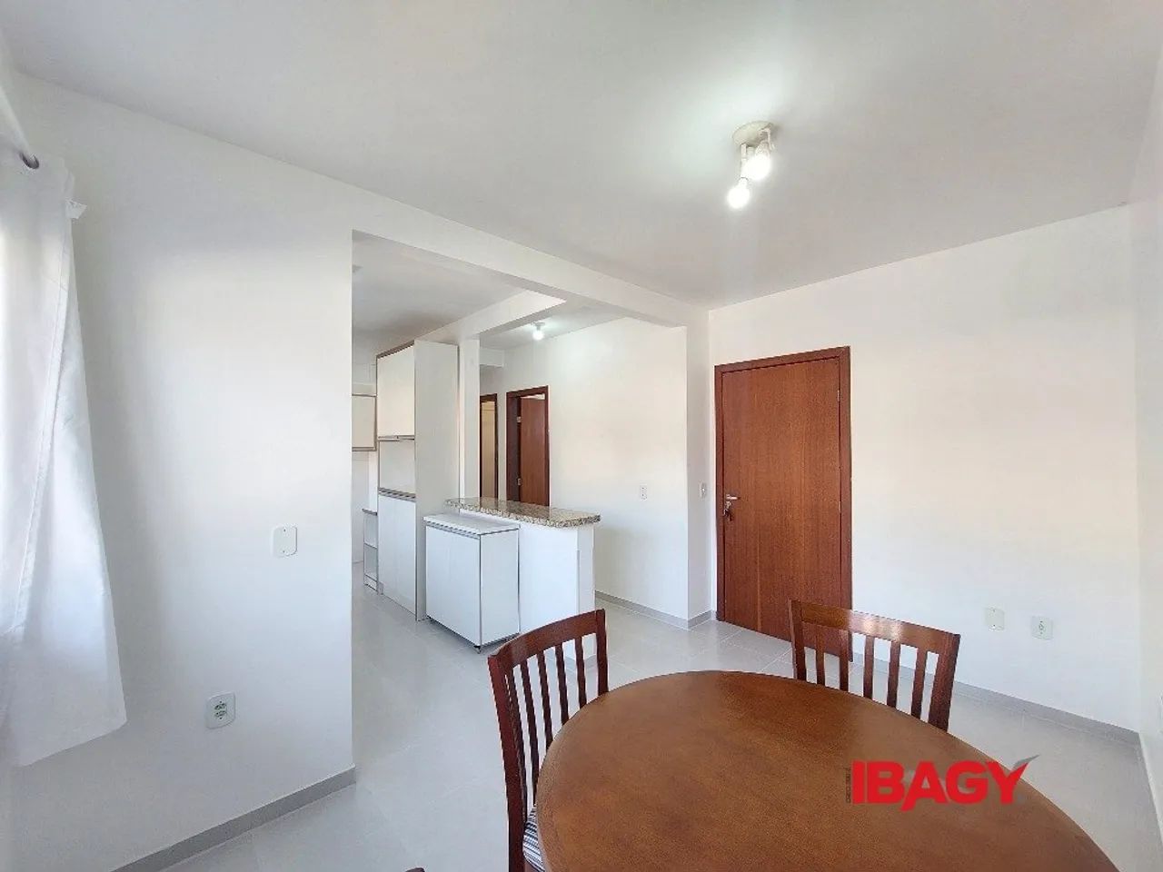 Excelente Apartamento 1 dormitório(s) em Coqueiros - Florianópolis - Foto 4