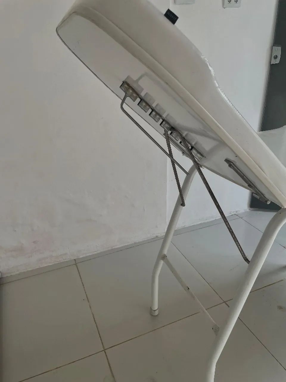 Maca de Estética semi nova - Foto 3
