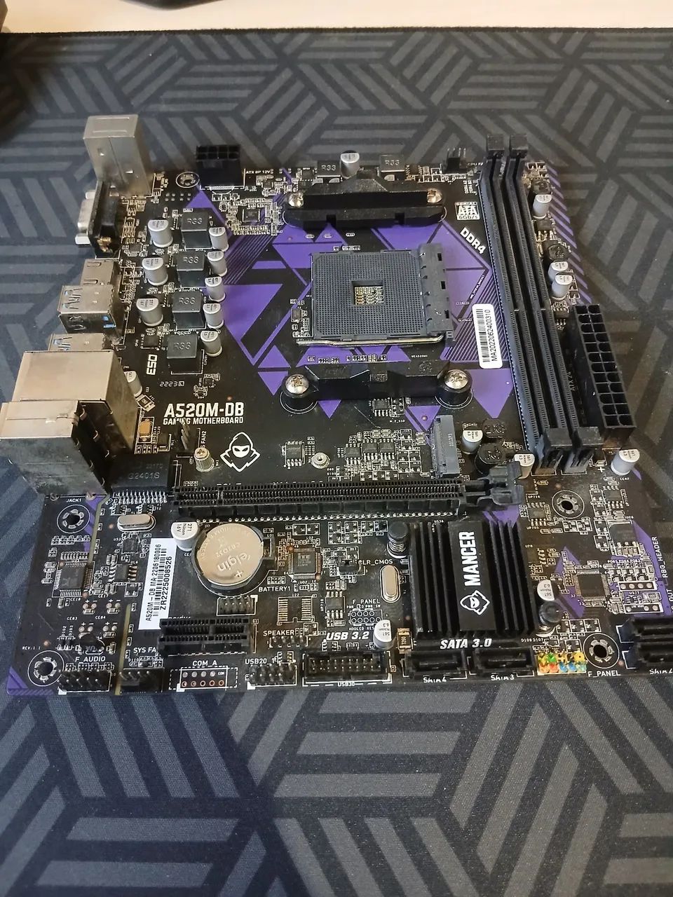 Placa mãe Mancer A520M-DB Excelente estado!!!