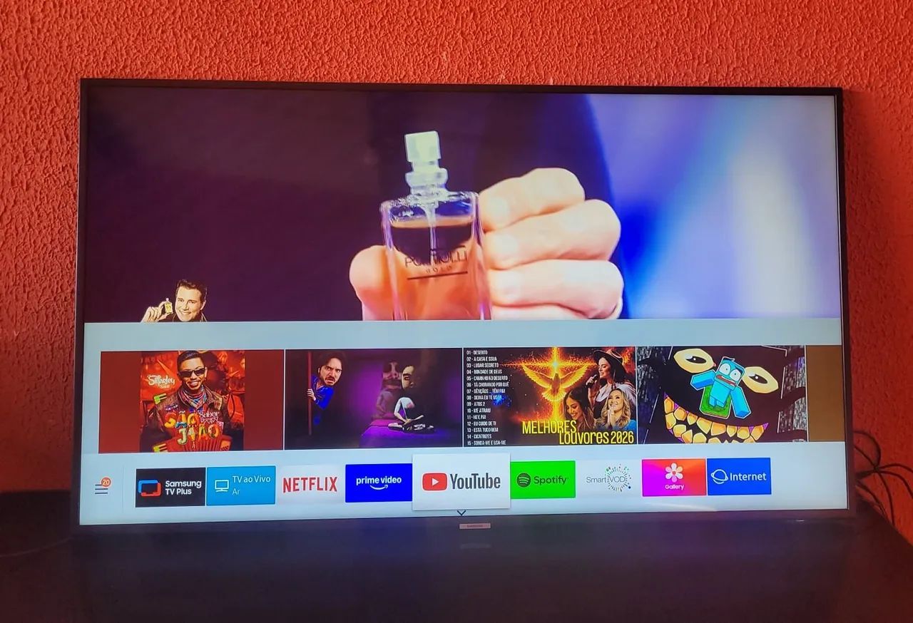 Smart Tv Samsung Led 50" Polegadas UHD 4K - Foto 3